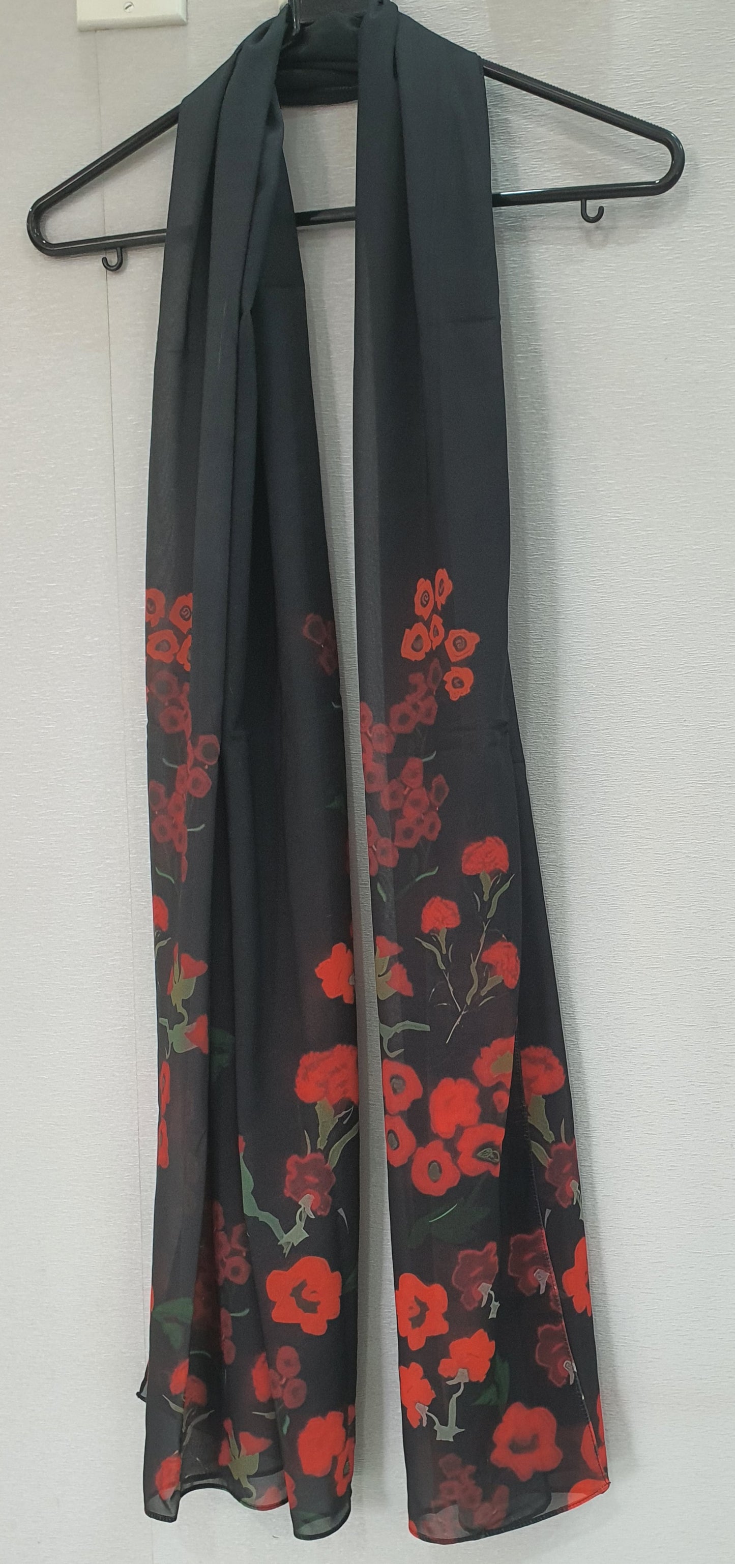 Red Roses Scarf 200 X 70 CM